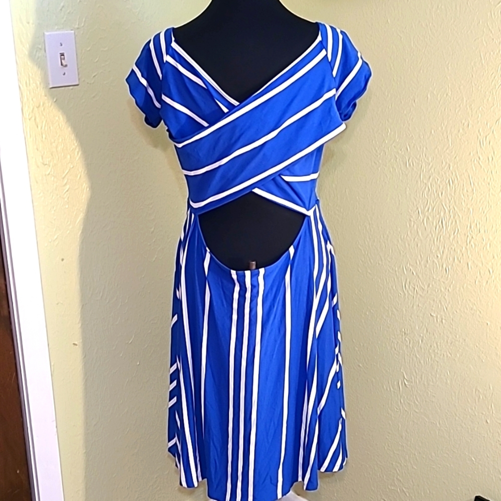 The Loft Dress, Size XL, Blue & White Stripe w/ Wide Criss-cross  and Open Back